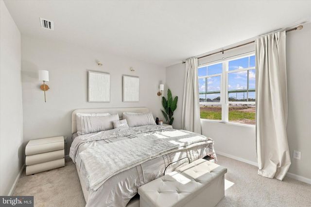 12 L WENDOWSKI ST, Beverly, NJ 08010