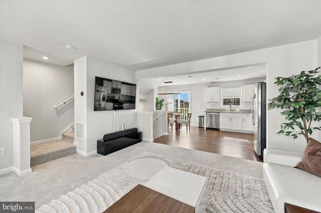 12 L WENDOWSKI ST, Beverly, NJ 08010