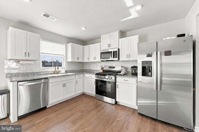 12 L WENDOWSKI ST, Beverly, NJ 08010