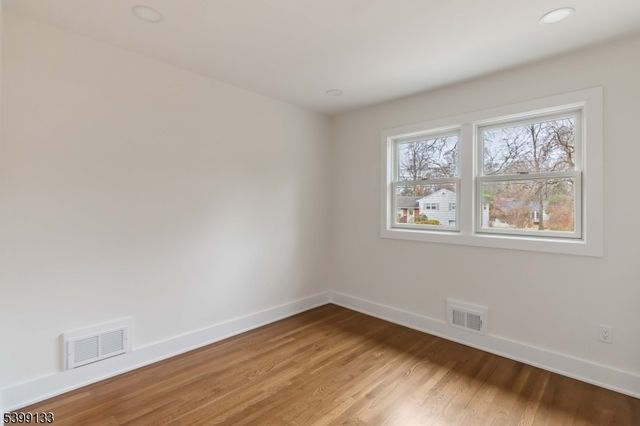 6 Kenneth Ct, Florham Park Boro, NJ 07932