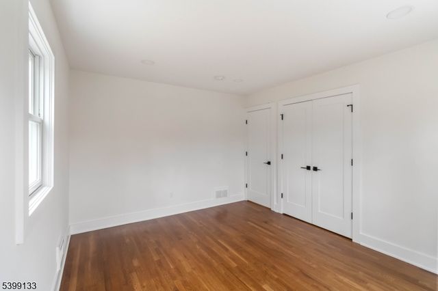 6 Kenneth Ct, Florham Park Boro, NJ 07932