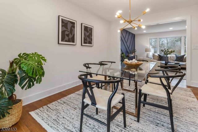 6 Kenneth Ct, Florham Park Boro, NJ 07932