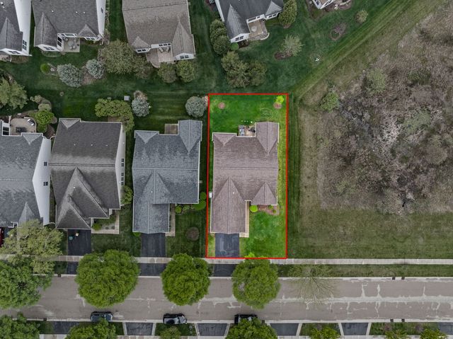12351 Russet Lane, Huntley, IL 60142