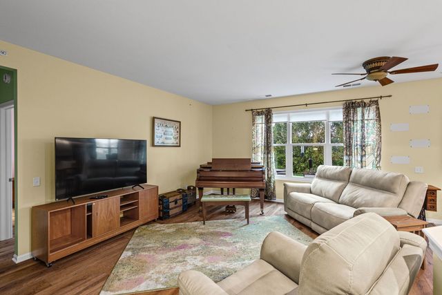 12351 Russet Lane, Huntley, IL 60142