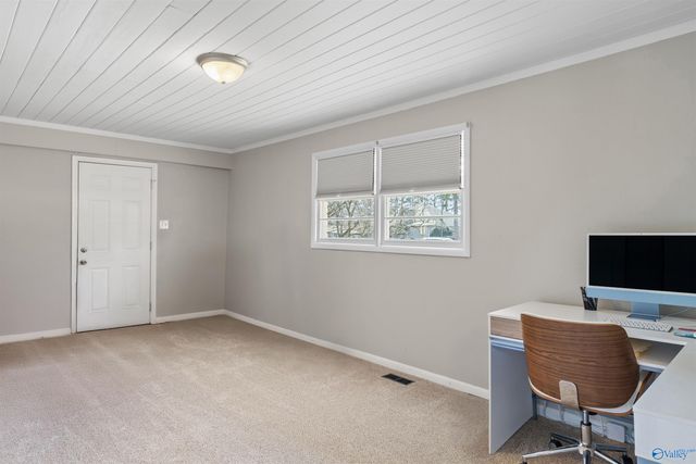 8009 Whitesburg Drive, Huntsville, AL 35802