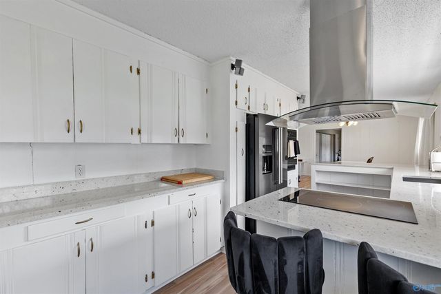 8009 Whitesburg Drive, Huntsville, AL 35802