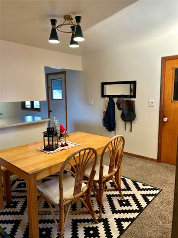 516 N G Street, Oskaloosa, IA 52577