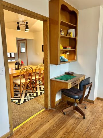 516 N G Street, Oskaloosa, IA 52577