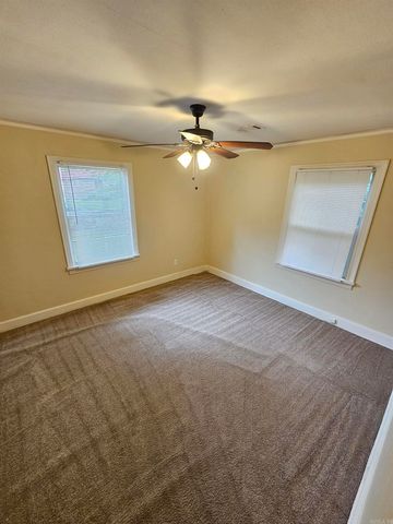 4719 W 29Th St, Little Rock, AR 72204