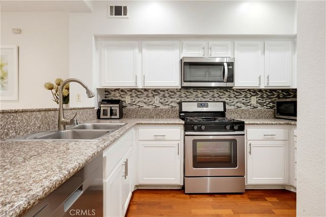 303 Terra Bella, Irvine, CA 92602