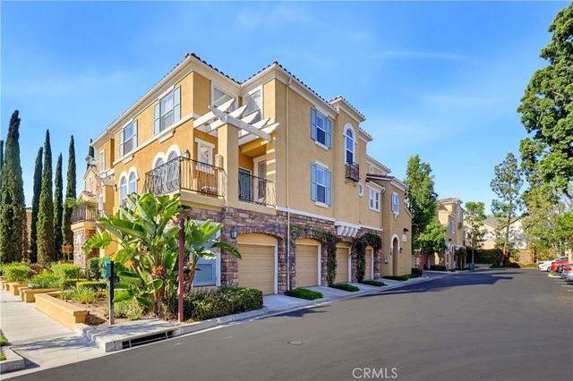 303 Terra Bella, Irvine, CA 92602