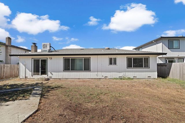 9424 Stanfield Ct, Stockton, CA 95209