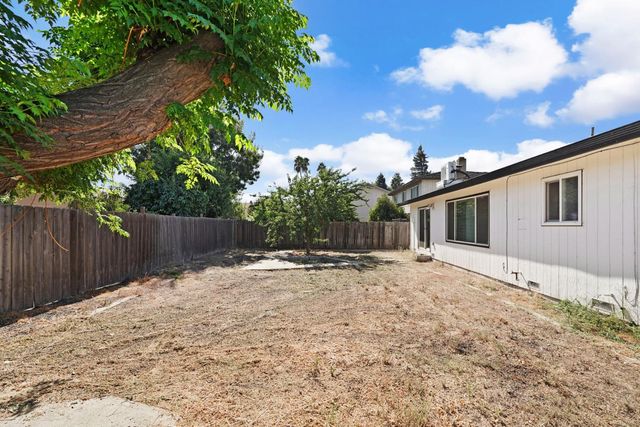 9424 Stanfield Ct, Stockton, CA 95209