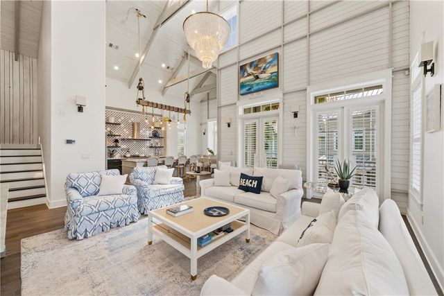200 Round Road, Port Aransas, TX 78373