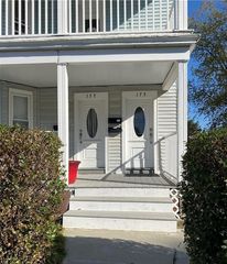 175 6th Avenue 2, Woonsocket, RI 02895