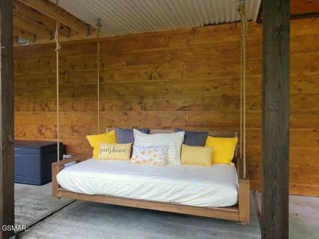 139 Martha McCarter Road, Gatlinburg, TN 37738