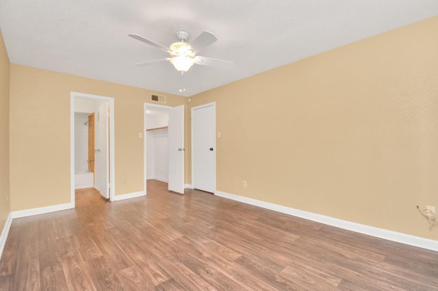 7400 Bellerive Drive 1505, Houston, TX 77036