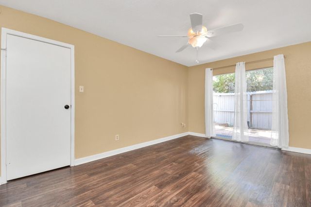 7400 Bellerive Drive 1505, Houston, TX 77036