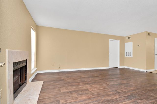 7400 Bellerive Drive 1505, Houston, TX 77036