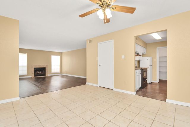 7400 Bellerive Drive 1505, Houston, TX 77036