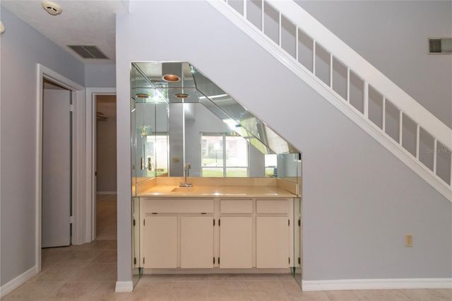 2316 SE 19TH CIRCLE, Ocala, FL 34471