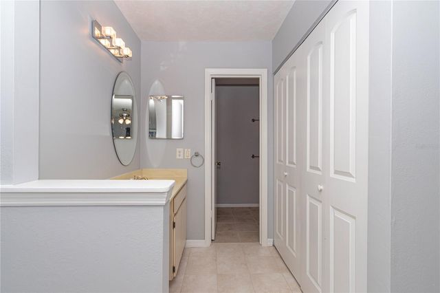 2316 SE 19TH CIRCLE, Ocala, FL 34471