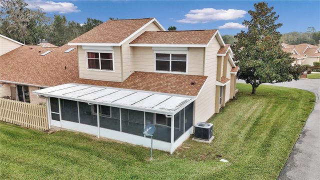 2316 SE 19TH CIRCLE, Ocala, FL 34471