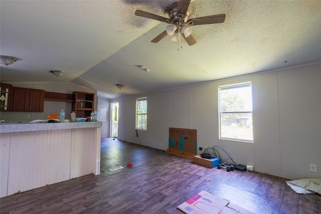 720 Jupiter Avenue, Granbury, TX 76049
