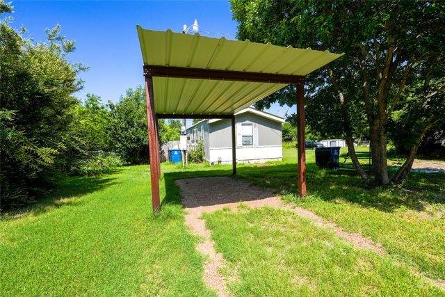 720 Jupiter Avenue, Granbury, TX 76049