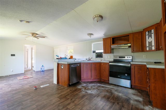 720 Jupiter Avenue, Granbury, TX 76049