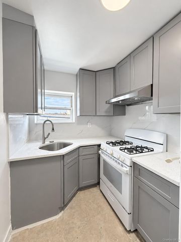 55-02 98 Street 2A, Corona, NY 11368