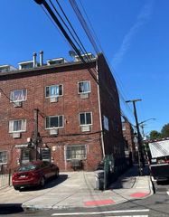 55-02 98 Street 2A, Corona, NY 11368