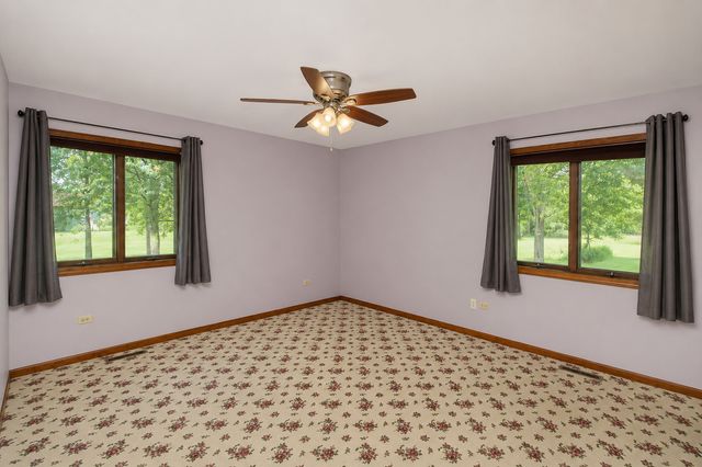 5217 Briarwood Road, Woodstock, IL 60098
