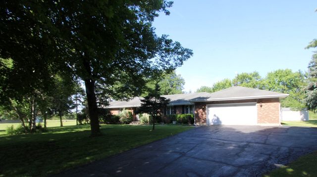 5217 Briarwood Road, Woodstock, IL 60098