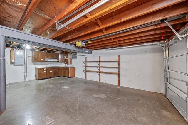 18508 E 8th Street N, Independence, MO 64056