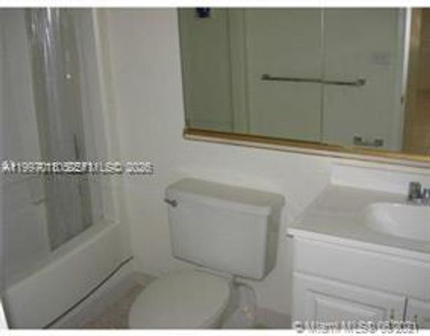 14301 N Kendall Dr 212B, Miami, FL 33186