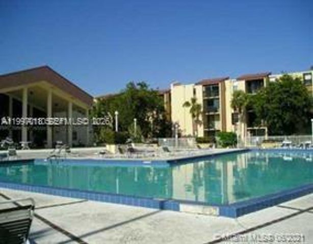 14301 N Kendall Dr 212B, Miami, FL 33186