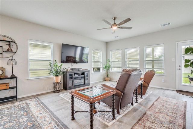 161 Catalina DR, Kyle, TX 78640