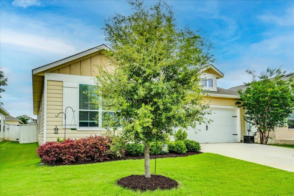 161 Catalina DR, Kyle, TX 78640