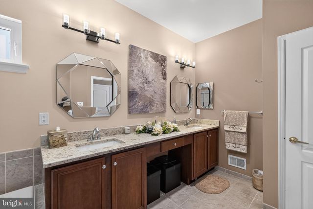 115 HERITAGE LOOP, Glassboro, NJ 08028