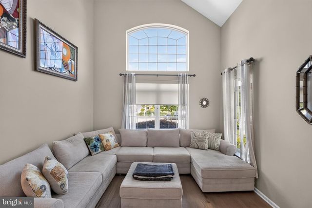 115 HERITAGE LOOP, Glassboro, NJ 08028