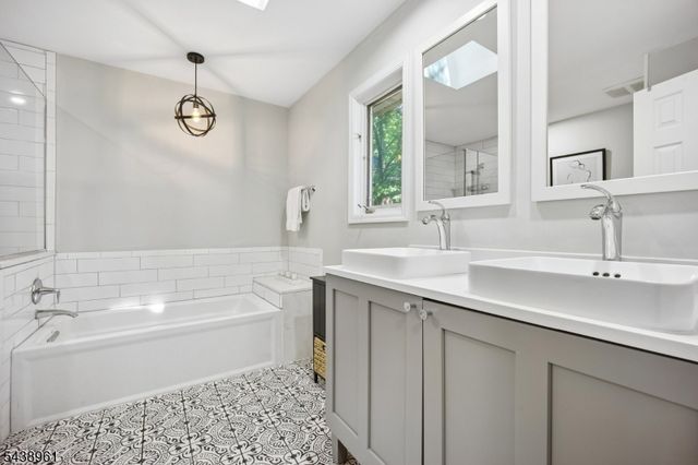 182 Clarken Dr, West Orange Twp., NJ 07052