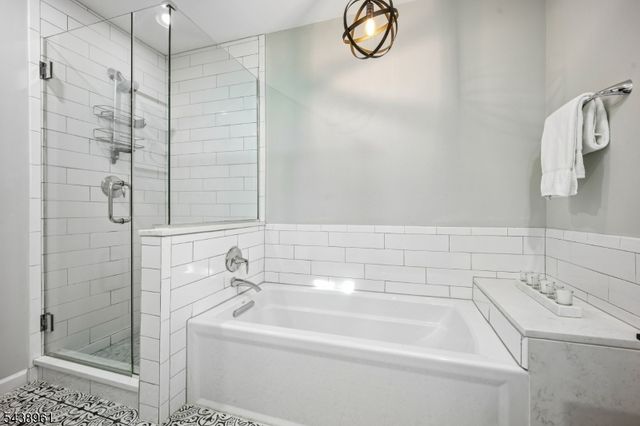 182 Clarken Dr, West Orange Twp., NJ 07052