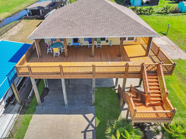 938 Sage Road, Crystal Beach, TX 77650