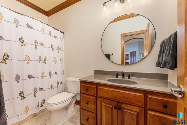 8216 S Seven Oaks Dr Drive, Sioux Falls, SD 57108