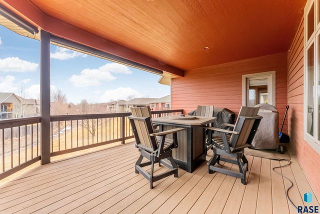 8216 S Seven Oaks Dr Drive, Sioux Falls, SD 57108