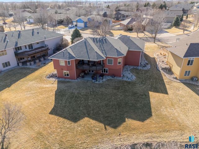 8216 S Seven Oaks Dr Drive, Sioux Falls, SD 57108