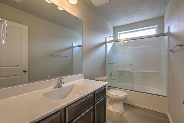 1161 Fascination Street NE, Rio Rancho, NM 87144