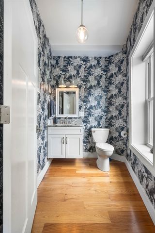 40 Thomas Park 2, Boston, MA 02127