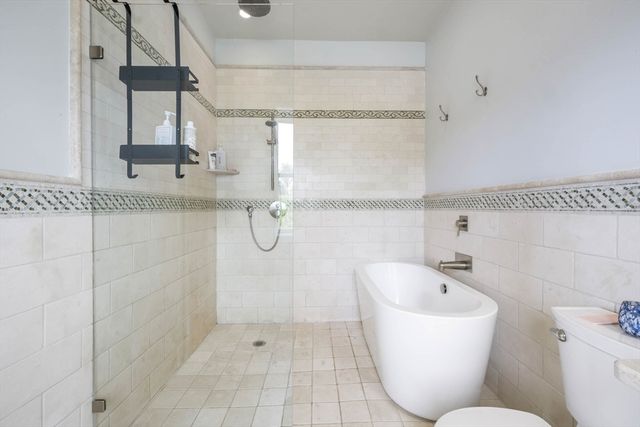 40 Thomas Park 2, Boston, MA 02127